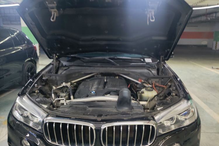 Used BMW X5 2017 xDrive35i Elegant Edition Engine Bay