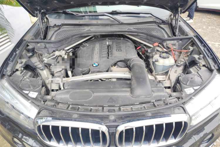 Used BMW X5 2017 xDrive35i Elegant Edition Engine Bay