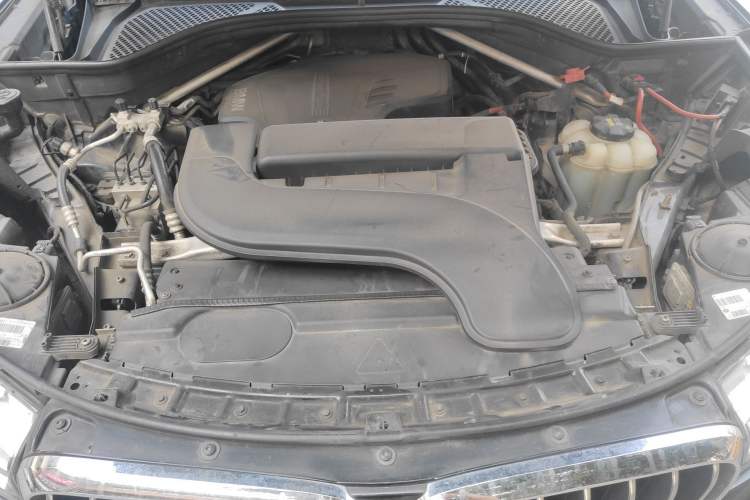 Used BMW X5 2017 xDrive28i Engine Bay