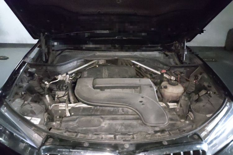 Used BMW X5 2017 xDrive28i Engine Bay