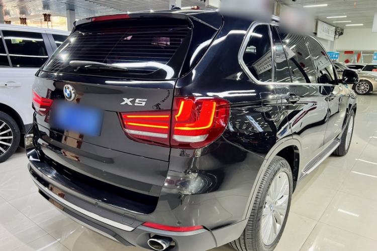 Used BMW X5 2017 xDrive28i Exterior 1