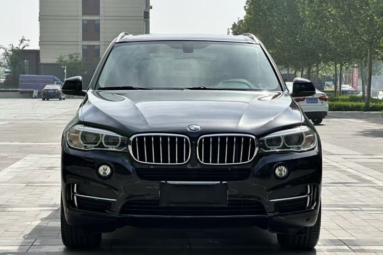 Used BMW X5 2017 xDrive35i Elegant Edition Exterior 1