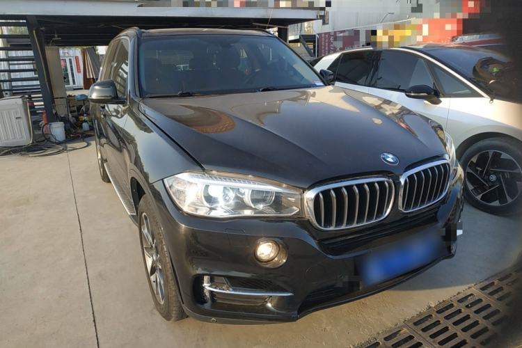 Used BMW X5 2017 xDrive35i Standard Model U.S. Specification Exterior 1