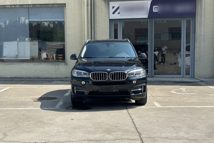 Used BMW X5 2017 xDrive28i Exterior 1