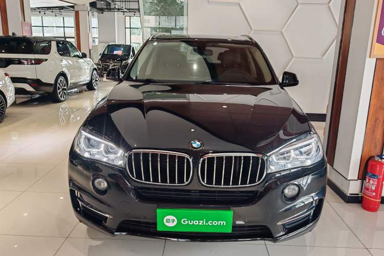 Used BMW X5 2017 xDrive35i Elegant Edition Exterior 1