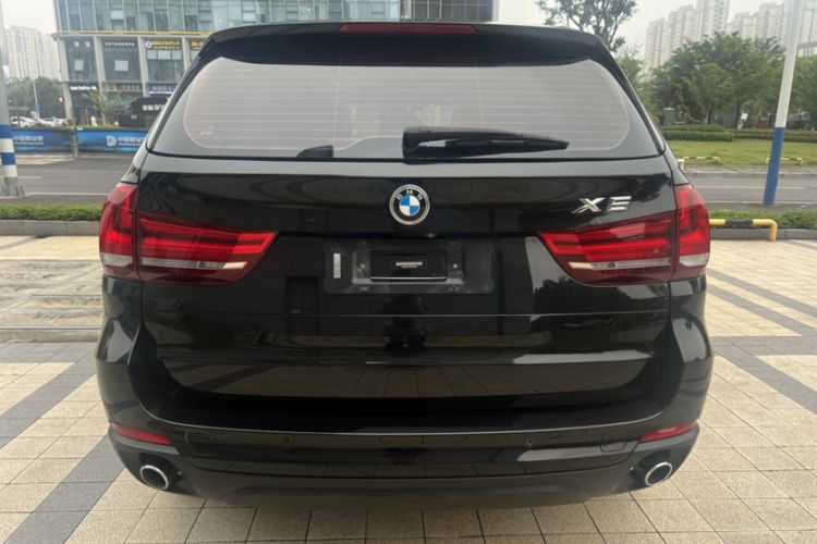 Used BMW X5 2017 xDrive35i Elegant Edition Exterior 2