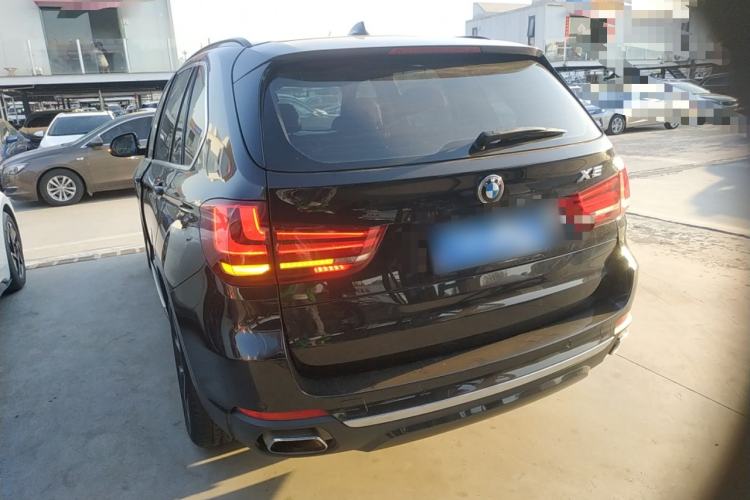 Used BMW X5 2017 xDrive35i Standard Model U.S. Specification Exterior 2