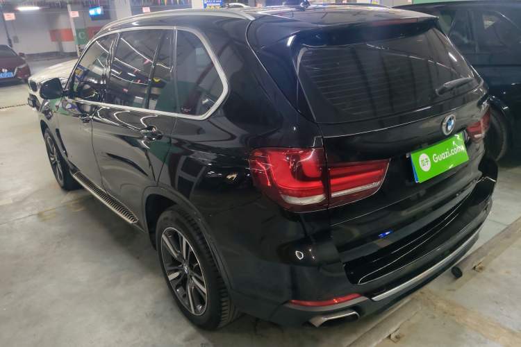 Used BMW X5 2017 xDrive35i Elegant Edition Exterior 2