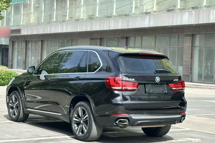 Used BMW X5 2017 xDrive35i Elegant Edition Exterior 3