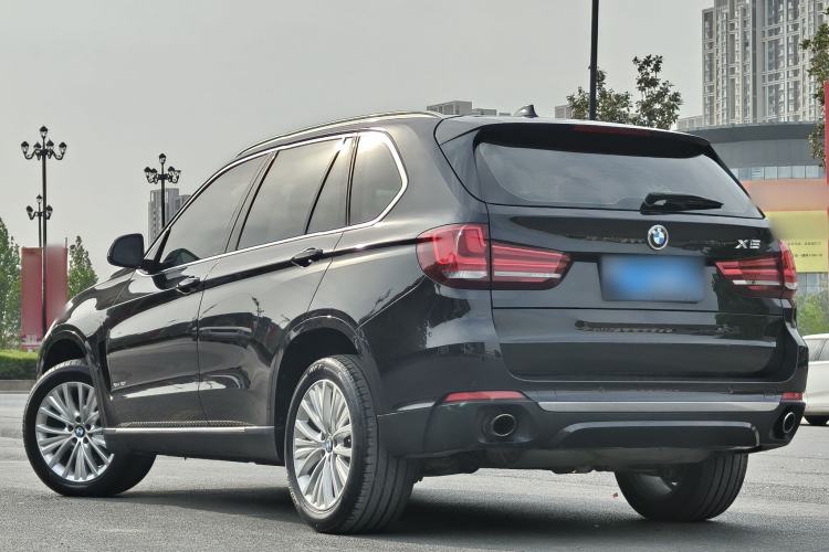 Used BMW X5 2017 xDrive28i Exterior 4