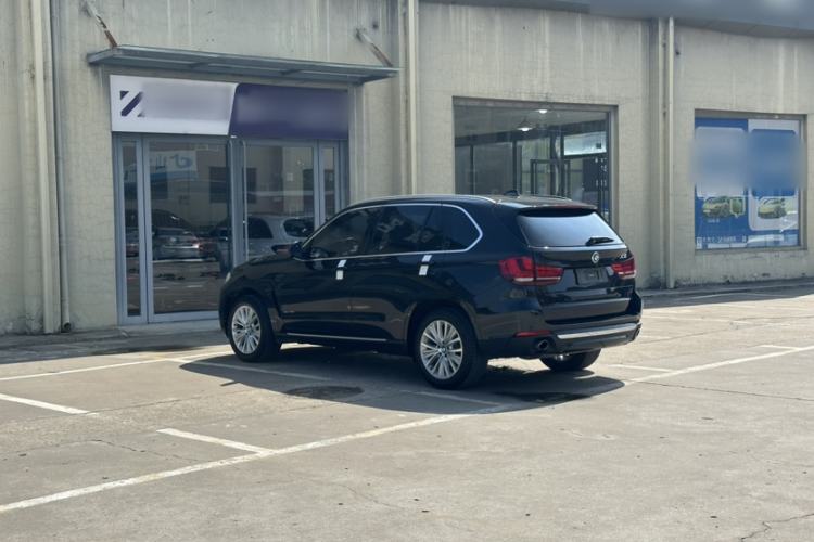 Used BMW X5 2017 xDrive28i Exterior 4