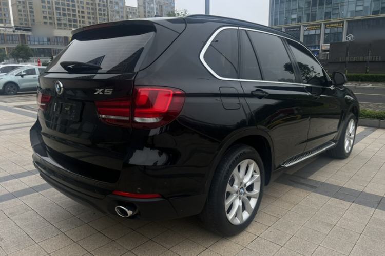 Used BMW X5 2017 xDrive35i Elegant Edition Exterior 6