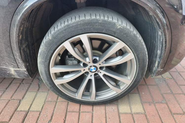 Used BMW X5 2017 xDrive35i M Sport Edition Exterior 7