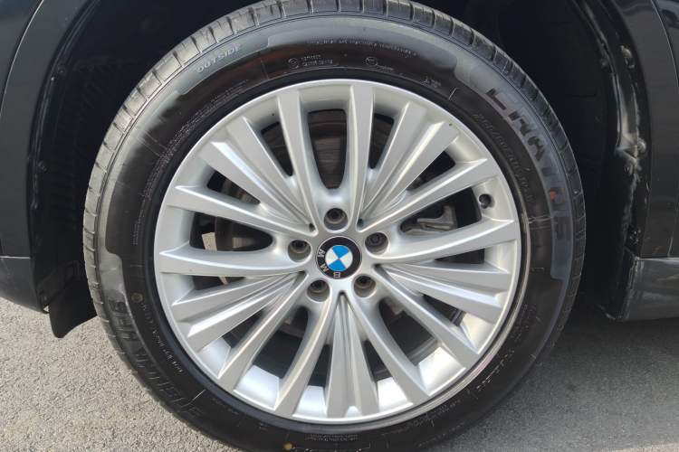 Used BMW X5 2017 xDrive28i Exterior 7