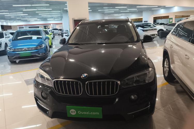 Used BMW X5 2017 xDrive28i Front