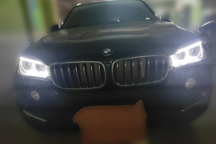 Used BMW X5 2017 xDrive28i Front