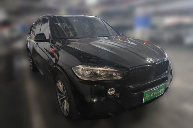 Used BMW X5 2017 xDrive35i M Sport Edition Front Right 45 Deg