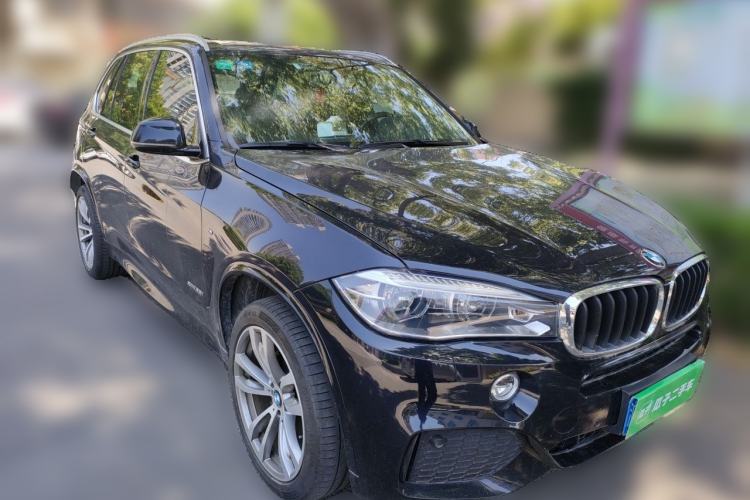 Used BMW X5 2017 xDrive35i M Sport Edition Front Right 45 Deg