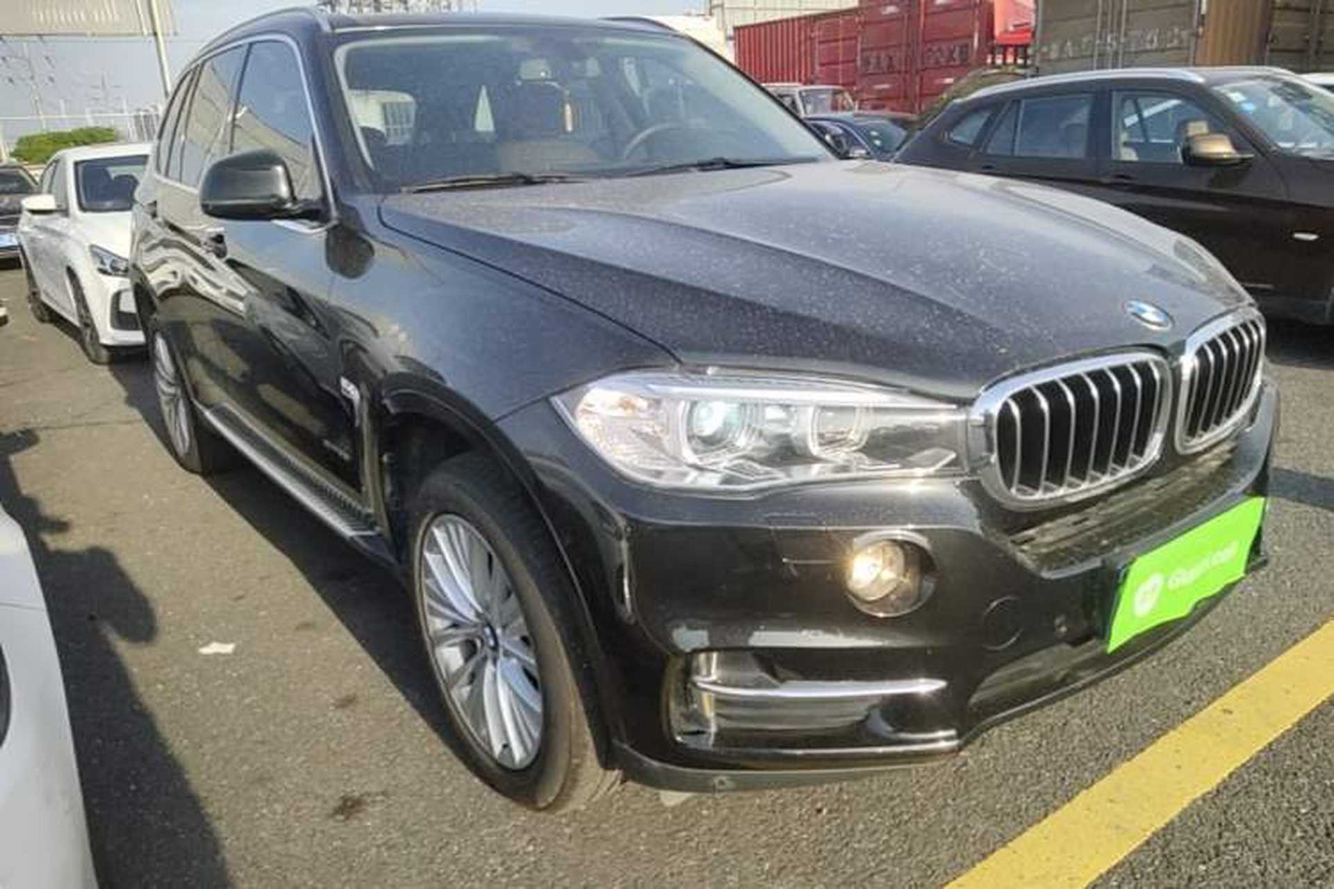 Used BMW X5 2017 xDrive28i Front Right 45 Deg
