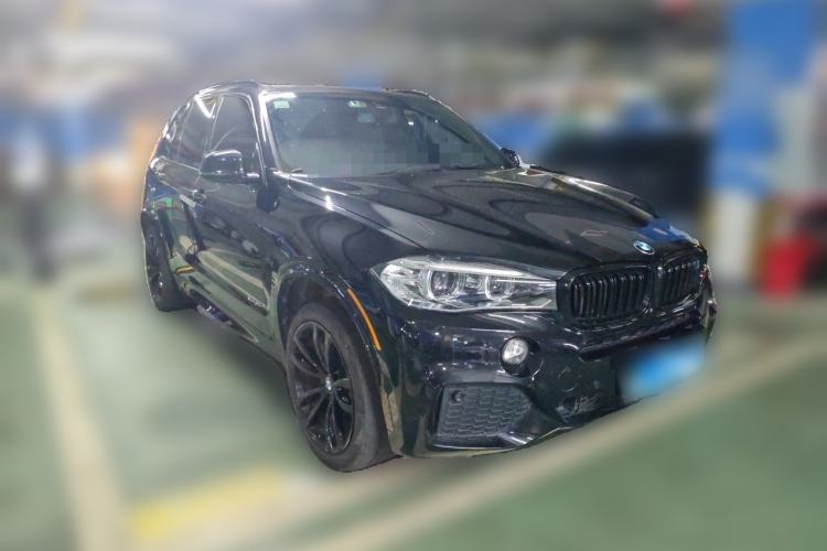 Used BMW X5 2017 xDrive35i Standard Model U.S. Specification Front Right 45 Deg