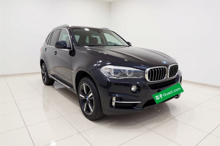 Used BMW X5 2017 xDrive35i Elegant Edition Front Right 45 Deg