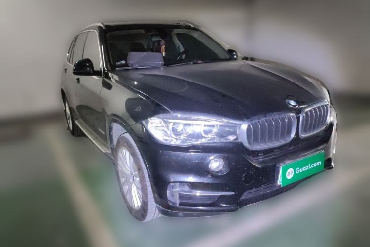 Used BMW X5 2017 xDrive28i Front Right 45 Deg