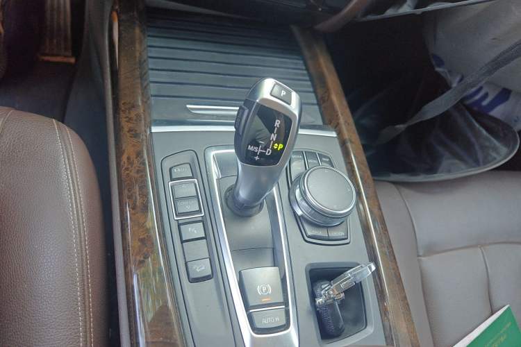 Used BMW X5 2017 xDrive28i Gear Lever