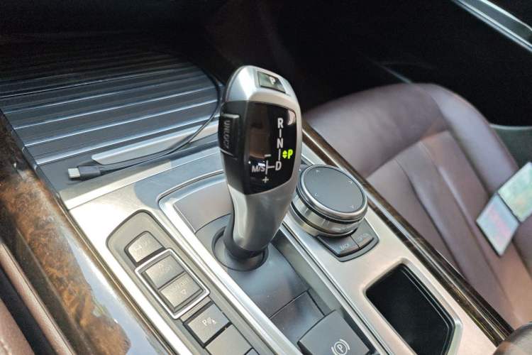Used BMW X5 2017 xDrive28i Gear Lever