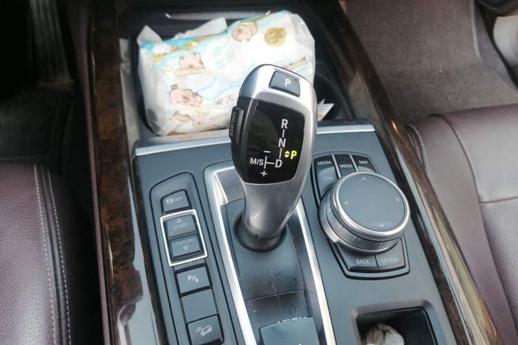 Used BMW X5 2017 xDrive28i Gear Lever