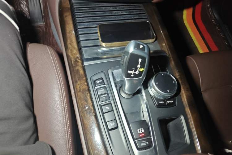 Used BMW X5 2017 xDrive28i Gear Lever