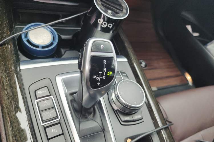 Used BMW X5 2017 xDrive35i M Sport Edition Gear Lever