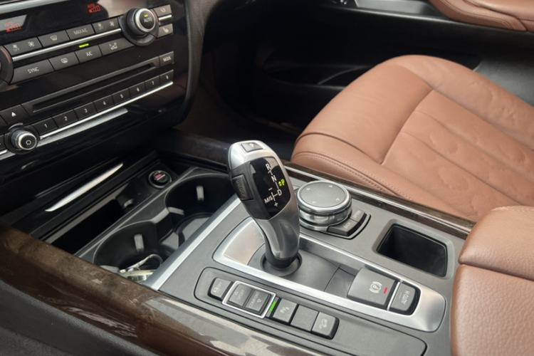 Used BMW X5 2017 xDrive35i Elegant Edition Gear Lever