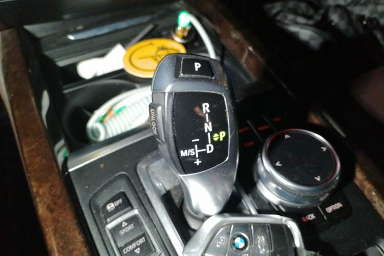 Used BMW X5 2017 xDrive28i Gear Lever