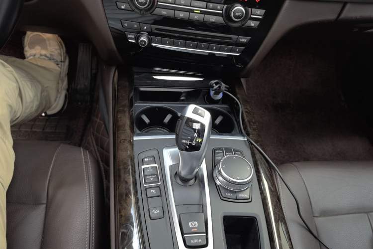 Used BMW X5 2017 xDrive28i Gear Lever