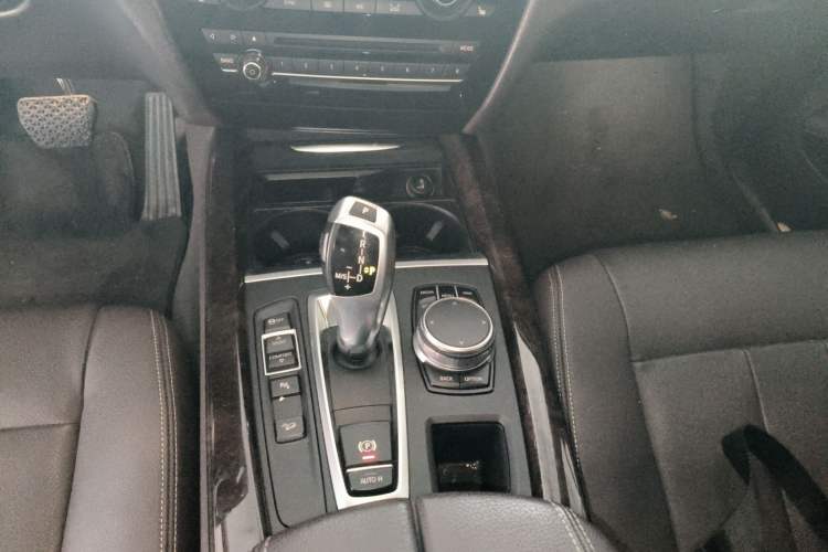 Used BMW X5 2017 xDrive28i Gear Lever