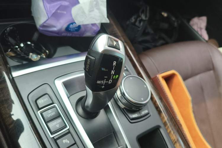 Used BMW X5 2017 xDrive28i Gear Lever