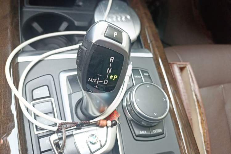 Used BMW X5 2017 xDrive28i Gear Lever