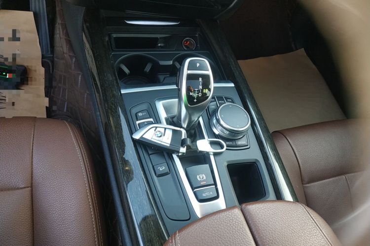 Used BMW X5 2017 xDrive35i Standard Model U.S. Specification Gear Lever