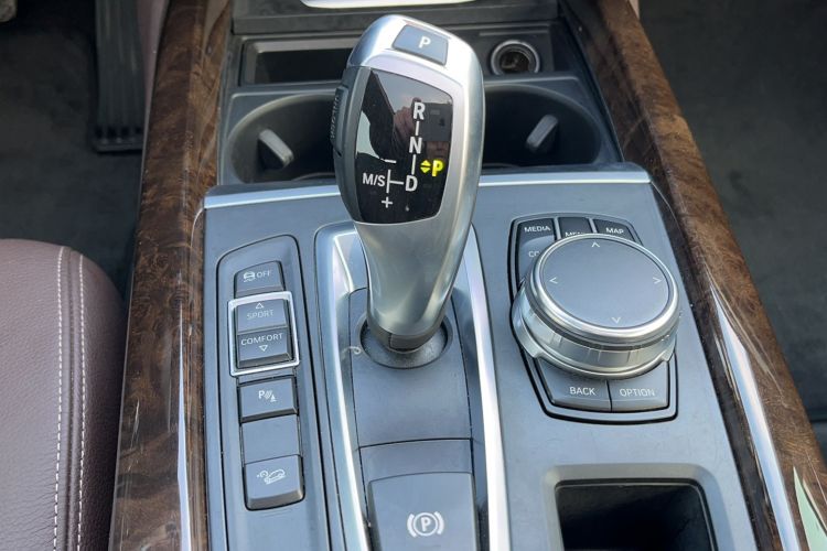 Used BMW X5 2017 xDrive28i Gear Lever