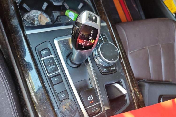 Used BMW X5 2017 xDrive28i Gear Lever
