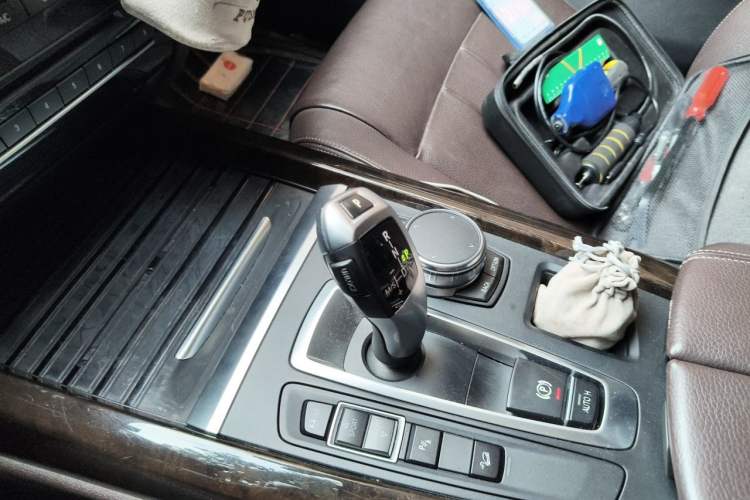 Used BMW X5 2017 xDrive28i Gear Lever