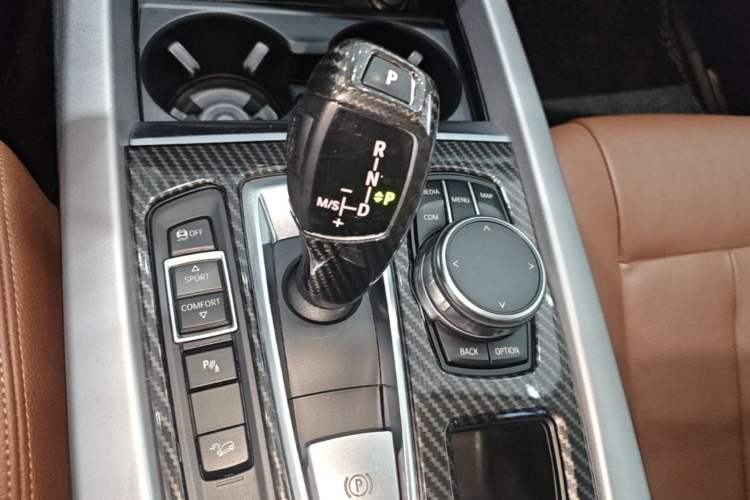 Used BMW X5 2017 xDrive35i Middle East Gear Lever