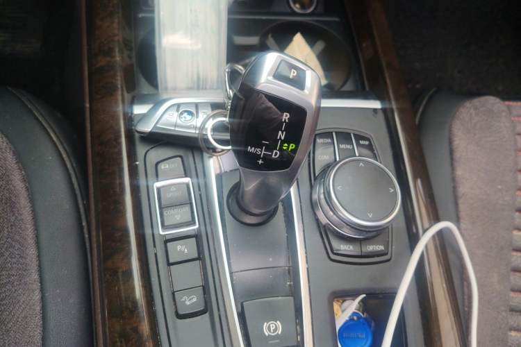Used BMW X5 2017 xDrive28i Gear Lever