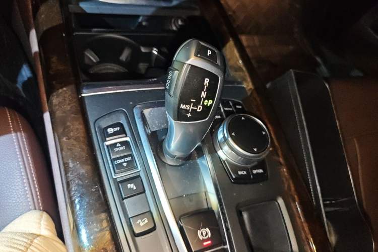 Used BMW X5 2017 xDrive28i Gear Lever