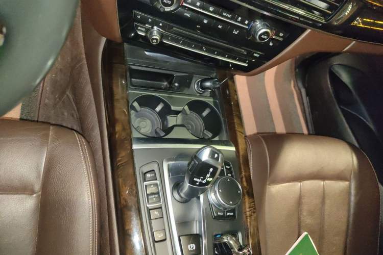 Used BMW X5 2017 xDrive28i Gear Lever