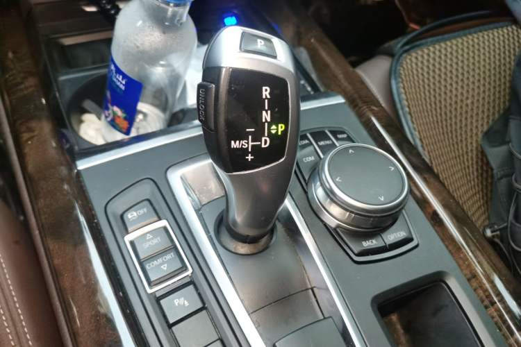 Used BMW X5 2017 xDrive35i Elegant Edition Gear Lever