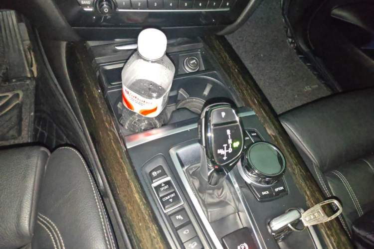 Used BMW X5 2017 xDrive35i Standard Model U.S. Specification Gear Lever