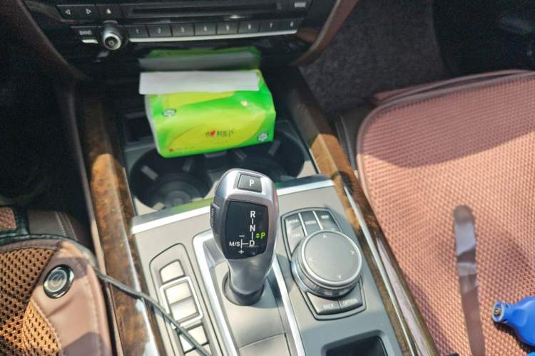 Used BMW X5 2017 xDrive35i Elegant Edition Gear Lever