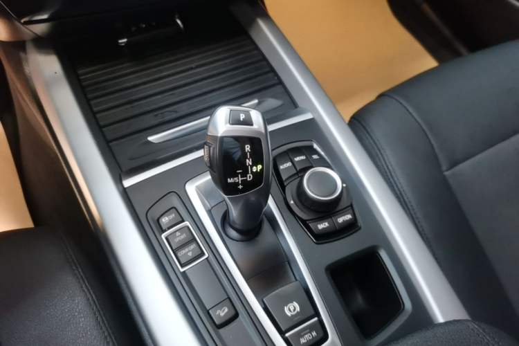 Used BMW X5 2017 xDrive35i Standard Model U.S. Specification Gear Lever