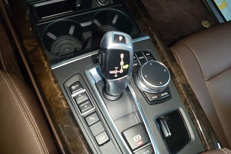 Used BMW X5 2017 xDrive35i Elegant Edition Gear Lever